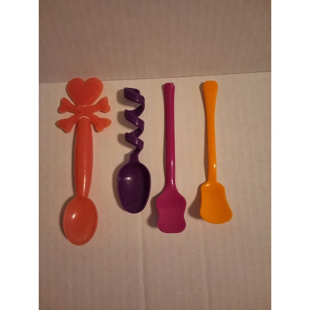 17 Baby Spoons. A Variety Of Brands.